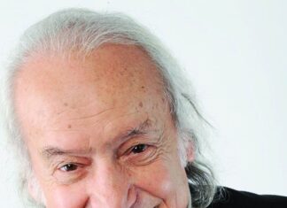 Sinema araştırmacısı, yazar Agah Özgüç, hayatını kaybetti