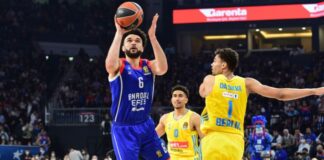Euroleague’de Alba Berlin’i mağlup eden Anadolu Efes play-off’u garantiledi
