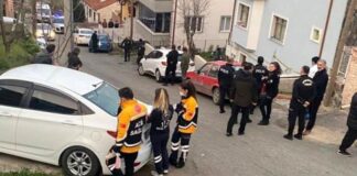 Sakarya’da miras meselesinde kan aktı: 3 ölü; Bu arada, olayda bir çocuk balkonda kurtarılmayı beklemiş