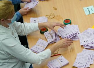 İngiltere’de yerel seçimlerin ilk sonuçları: İşçi Partisi ve Liberal Demokratlar önde…