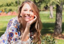 SÖYLEŞİ: Gülşah Elikbank; Türkiye’de ilk fantastik üçlemeyi yazan kadın yazar…