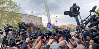 Özdağ Soylu’ya gitti; Polis durdurdu!