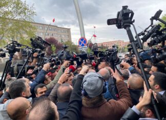 Özdağ Soylu’ya gitti; Polis durdurdu!
