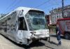 Fatih’te tramvay ile İETT otobüsü çarpıştı: 6 yaralı