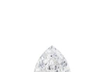 Bir müzayedede, şimdiye kadar satışa sunulan en büyük beyaz elmas, 19 milyon dolara alıcı buldu