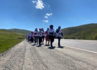 Kadınlar, Van Gölü’ndeki kirliliğe dikkat çekmek için 430 kilometre yürüyecek.