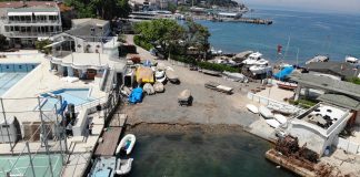 Burgazada’da kıyıya toprak dökülerek dolgu yapıldı