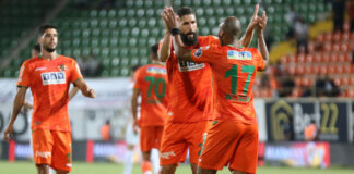 Alanyaspor farklı kazanıp ”Avrupa” için şansını devam ettirdi
