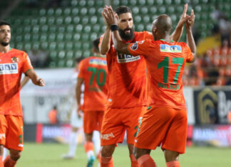 Alanyaspor farklı kazanıp ”Avrupa” için şansını devam ettirdi