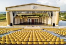 Yıkım kararı bulunan Antalya’da, Aspendos Arena’nın tahliyesi kesinleşti.