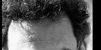 Etnolog, belgeselci ve radyo yayıncısı Cem Madra hayatını kaybetti.