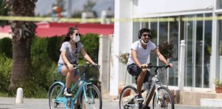 18-24 yaş grubunda ‘mutsuz’ oranı 5 yılda yüzde 8,8’den yüzde 20.4’e yükseldi.