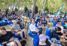 İzmir’de gençlere ve sektöre destek: Bedava 35 bin konser, sinema ve tiyatro bileti dağıtıldı!