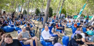 İzmir’de gençlere ve sektöre destek: Bedava 35 bin konser, sinema ve tiyatro bileti dağıtıldı!