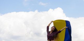 İsveç’te şort’ kışkırtıcı’ ilân edildi!