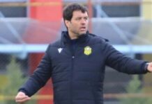 Chat Arslan noktayı koydu: Ayakkabısı olanla olmayanın maçı, sonra diyorlar ki genç kazan!