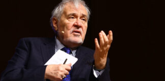 Pof. Ortaylı, “Çocukların, Türkçesi bozuk spiker ve sunuculardan doğru telaffuzu öğrenmesi mümkün değil”