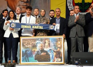 🎥Fenerbahçe İsmail Kartal’a veda etti:Yeni hocamız ve birkaç takviye ile Fenerbahçe’miz şampiyon olacaktır.