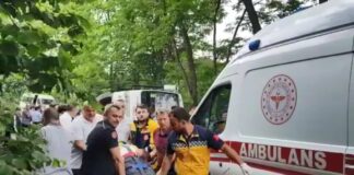 Dekanları taşıyan otobüs kaza yaptı: 1 dekan öldü; Öğretim görevlileri ve ailelerinden 19 yaralı!