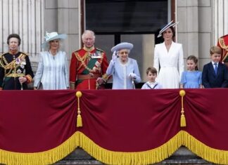 Tahtta 70 yıl… İngiltere tahtının ilk Platin Jübilesi; Kraliçe 2. Elizabeth’in tahttaki 70. yılı kutlanıyor