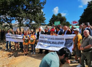 Aydos Ormanı’na yapılmak istenen Millet Bahçesi projesine karşı eylem düzenlendi.