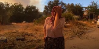 Marmaris’te orman yangını ve söndürme çalışmaları devam ediyor.