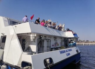 17 yıl sonra İzmir-Midilli vapur seferleri başladı