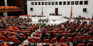 4 milyondan fazla öğrenciyi kapsayan affı içeren torba kanun teklifi, TBMM Genel Kurulu’nda kabul edildi.