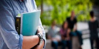 Üniversite harç ücretlerine zam geldi