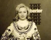 TRT’NİN EFSANE HABER SPİKERLERİNDEN AYTAÇ KARDÜZ HAYATINI KAYBETTİ.