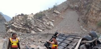 Pakistan’da otobüs vadiye uçtu: 19 ölü, 12 yaralı