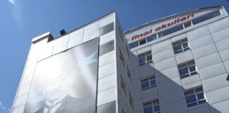 Tarabya Final Okulları, Orman yangınlarına müdahale eden görevlilerin çocuklarına yüzde 15, diğer kamu görevlilerinin çocuklarına ise yüzde 10 indirim yapacak.