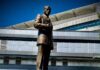 Fenerbahçe, stadının önüne Gazi Mustafa Kemal Atatürk’ün heykelini dikti.