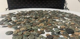 ‘Modern yöntem’…Kargoyla tarihi eser kaçakçılığı; Binin üzerinde sikke ele geçirildi!