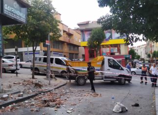 Bağcılar’da tadilat sırasında çöken balkonla birlikte yere düşen işçi hayatını kaybetti