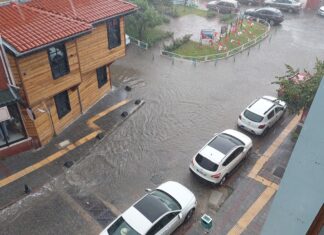 Tekirdağ’da ‘yaz yağmuru’ ndan fazlası oldu; gökyüzünden adeta su boşaldı