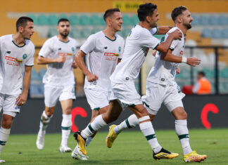 Konyaspor İstanbul’da farklı galip geldi