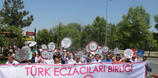 Eczacılar Ekim ayında miting yapacak