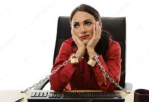 Anlaşıldı: ‘Dünya Sanal Bir Köydür’; Günde Sosyal medyada 2 saat 27, internette 6 saat 58 dakika harcıyoruz!