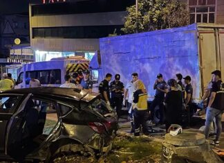 Esenler TEM’de feci kaza! 5 kişi hayatını kaybetti, 1 kişi ağır yaralandı