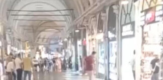 İstanbul’da Tarihi Kapalı Çarşı’yı su bastı, esnaf zor anlar yaşadı