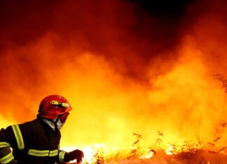 Kahire’deki Kıpti kilisesinde çıkan yangında en az 41 kişi öldü, 14 kişi yaralandı