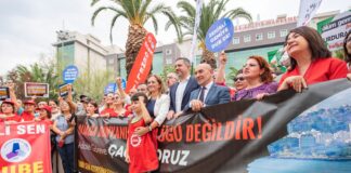 Tunç Soyer, Ailağa’ya gelecek asbest taşıyan gemiyle ilgili: “Biz dünyanın çöplüğü olmak istemiyoruz”