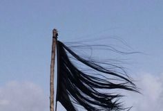 İRAN’DAKİ AMİNİ PROTESTOLARINDA ÖLÜ SAYISI 8’E YÜKSELDİ, YÜZLERCE KİŞİ GÖZ ALTINDA; SOSYAL MEDYA YASAKLANDI