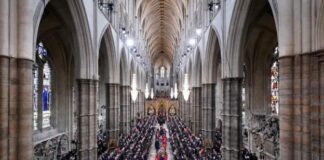 Kraliçe 2. Elizabeth’in Westminster Kilisesi’ndeki resmi cenaze töreni sona erdi