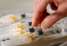 ABD, Pfizer/BioNTech’in Omicron aşısına onay verdi.