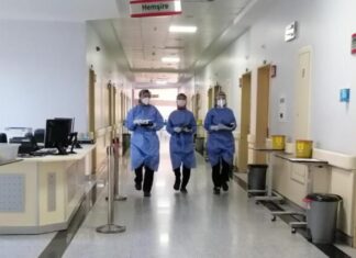 TTB Genel Sekreteri Bulut, sağlık işletmeleri ruhsat devirleri ile ilgili suç duyurusunda bulunduklarını bildirdi.