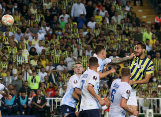 Gecenin şakası… Mircea Lucescu: “Fenerbahçe çok fazla faul yaptı”