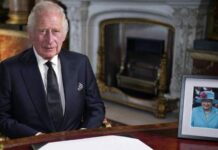 İngiltere Kralı 3. Charles, anayasal prensiplere bağlı kalma sözü verdi