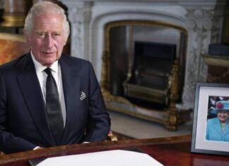 İngiltere Kralı 3. Charles, anayasal prensiplere bağlı kalma sözü verdi